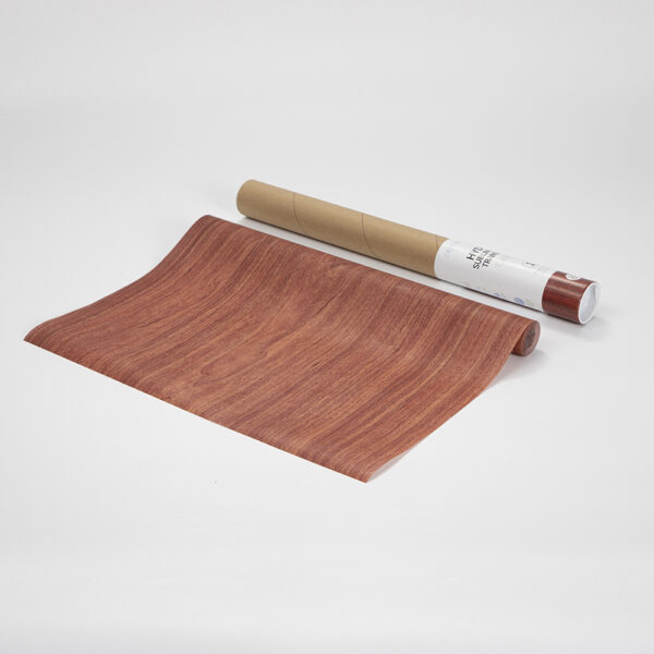Rollo de papel para transferencia en hydro sublimación (Textura de madera roja 38cm x 1220cm) - Image 4